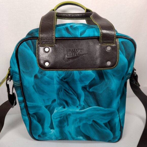 Nike Tote Bag Blue Abstract Print Padded Shoulder Strap Trippy Swirl Travel - Picture 3 of 16